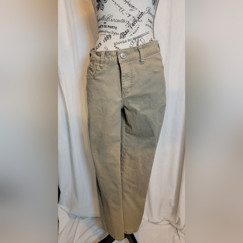 Lee Classic Fit Khaki Pants